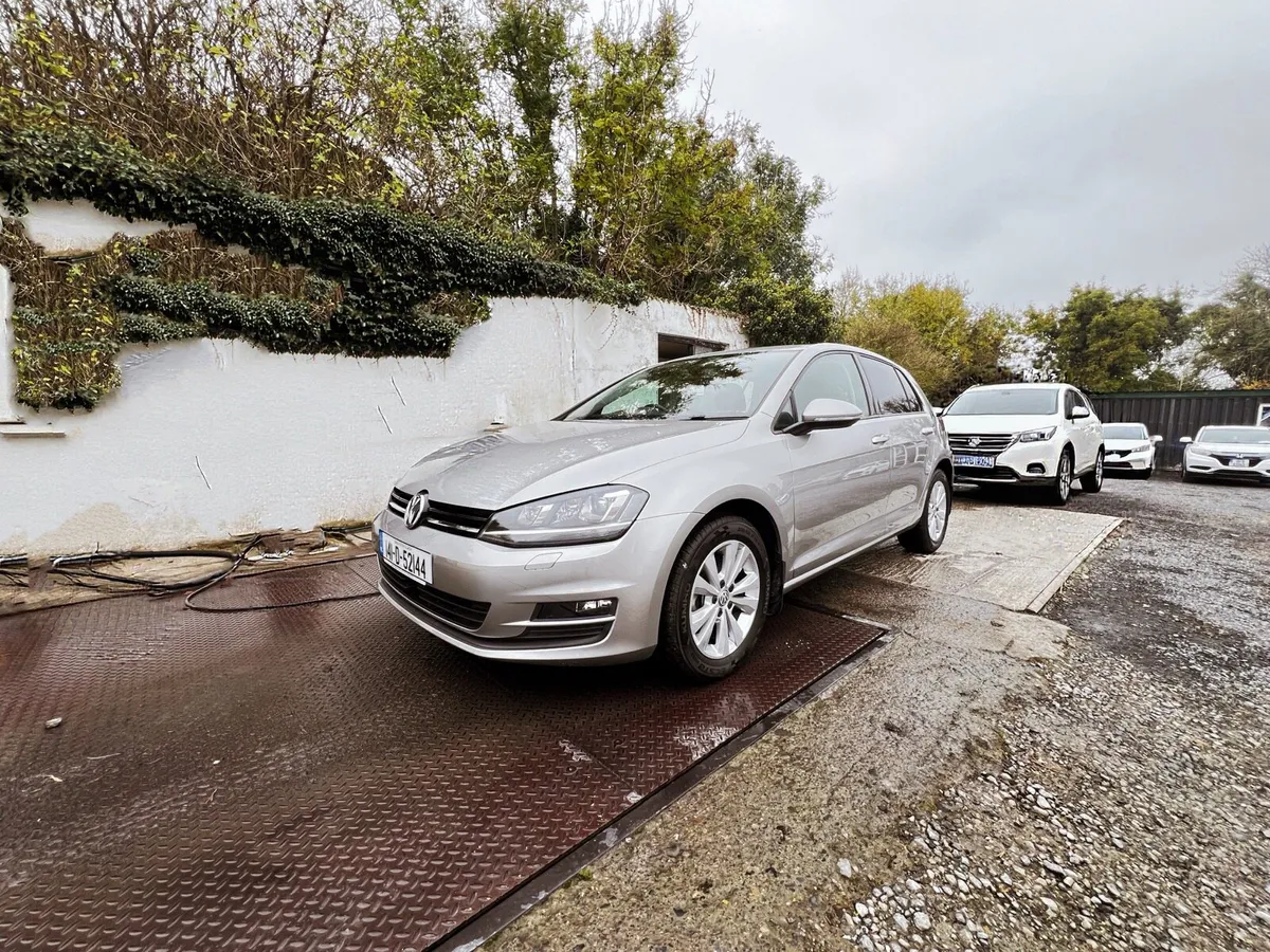 2014 Volkswagen Golf Automatic Very Low mileage - Image 2
