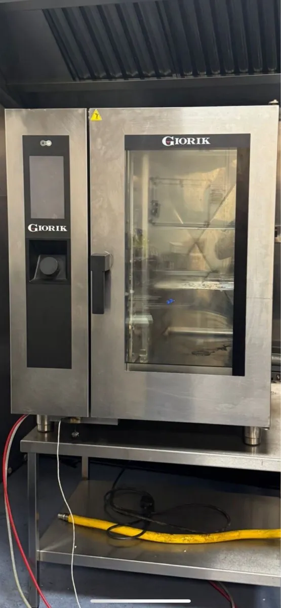 Gas oven