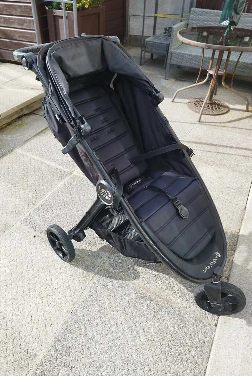 Baby Jogger - Image 3