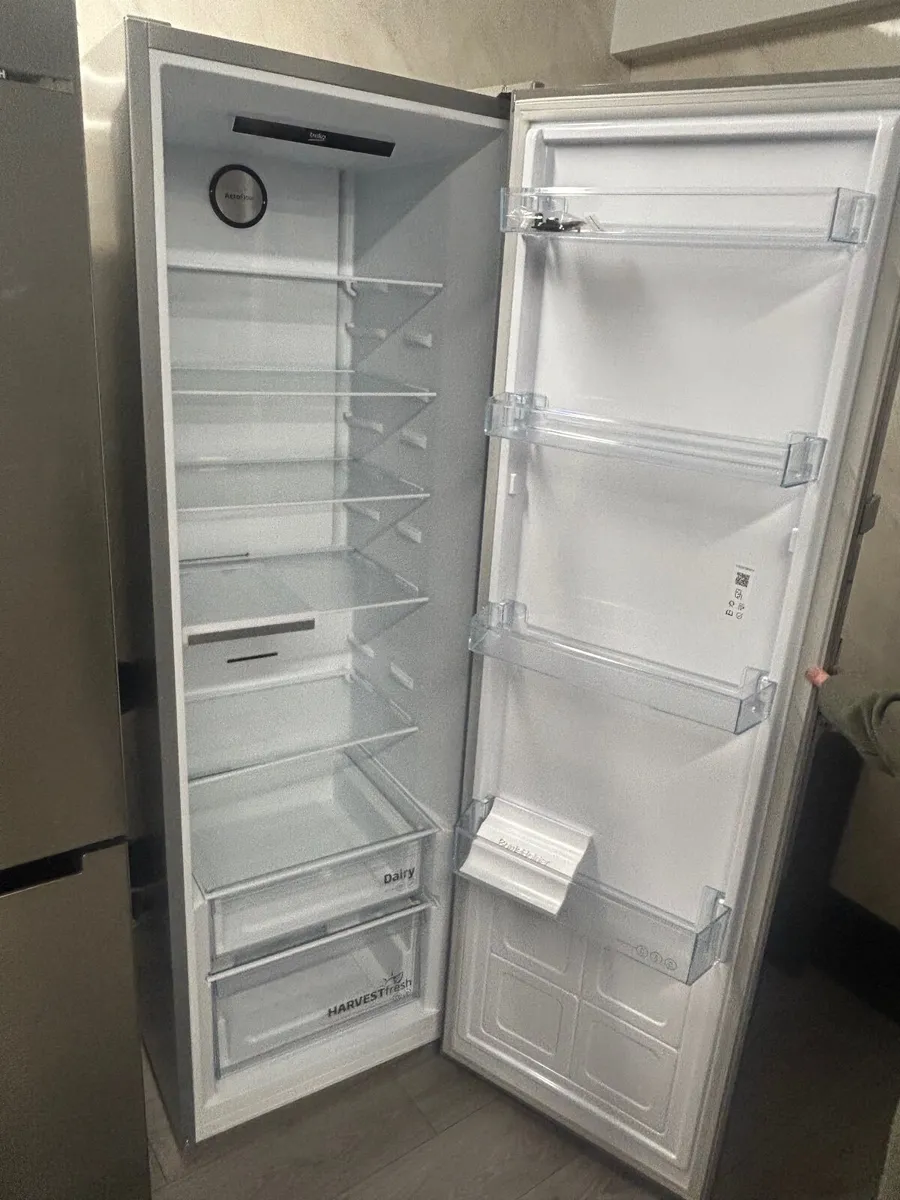 Beko Free standing Larder Freezer. Frost free. - Image 2