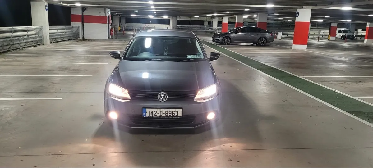 Volkswagen Jetta 2014 - Image 3