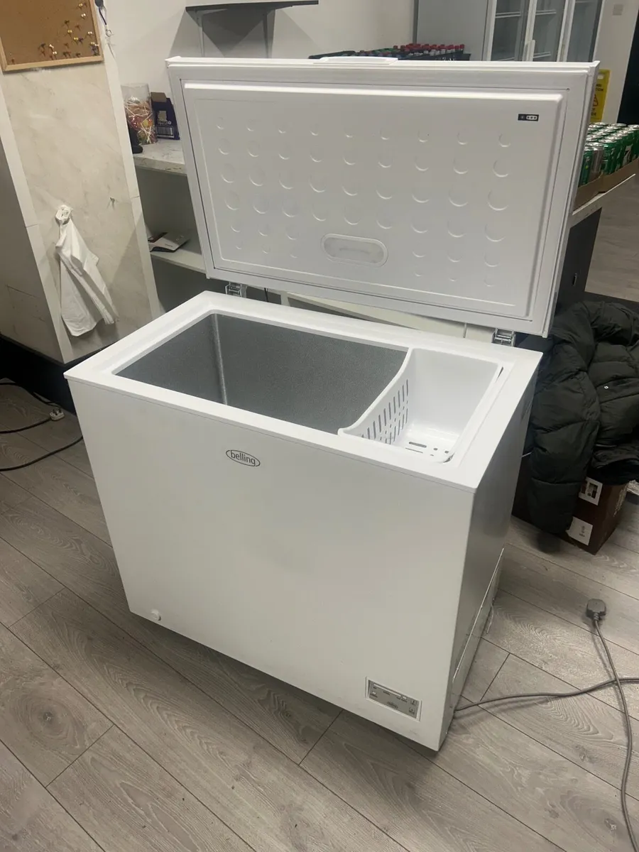 Belling Chest Freezer - Image 1