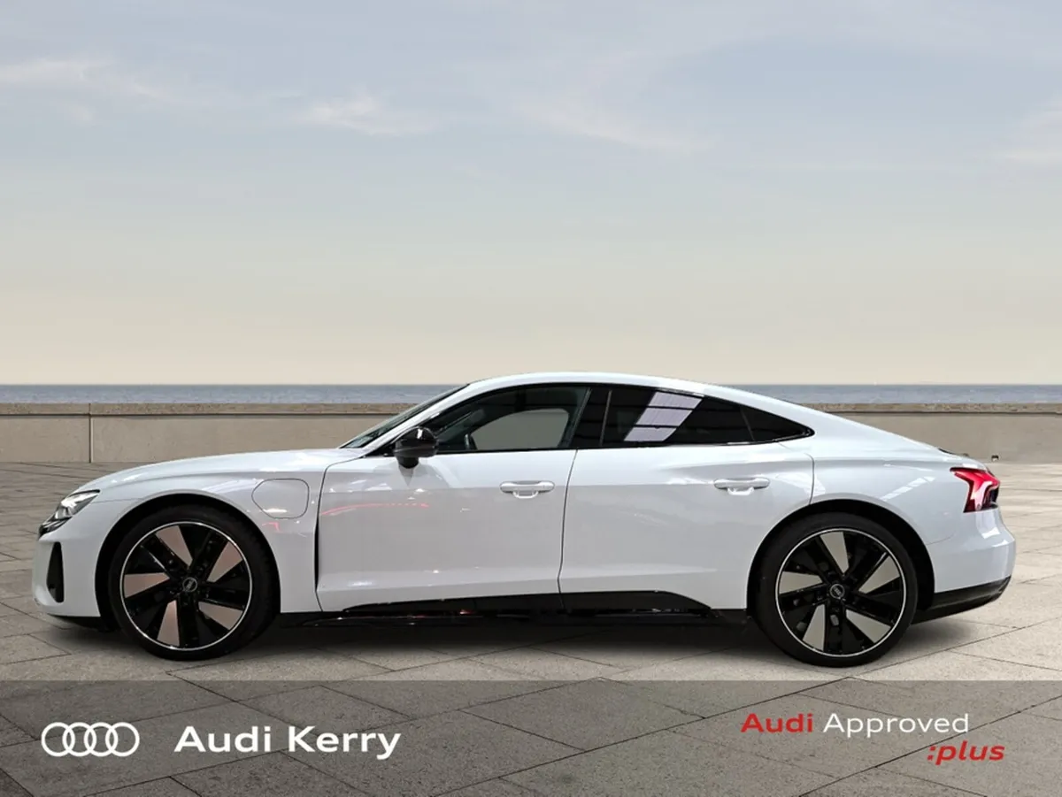 Audi e-tron GT quattro QUATTRO AUTOMATIC 408BHP - Image 4