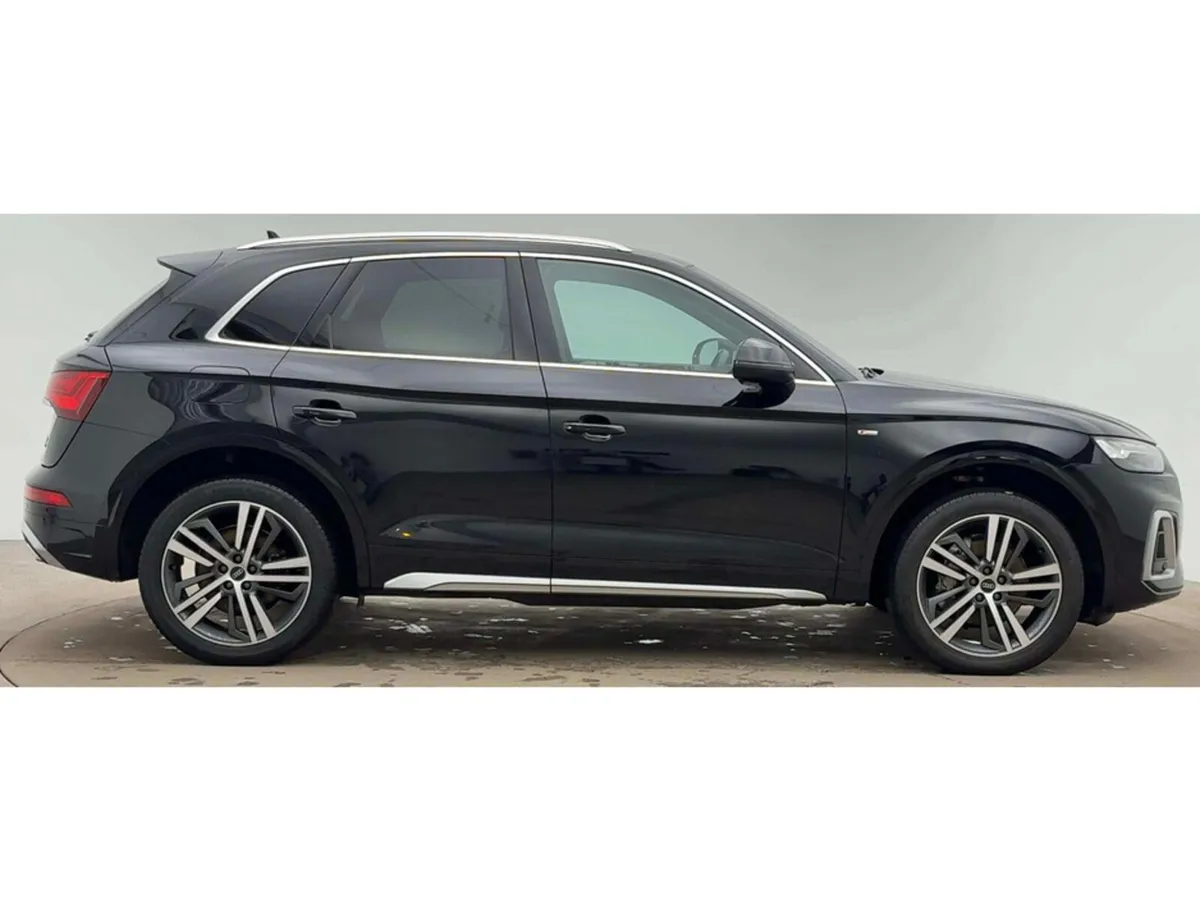 Audi Q5 S LINE 40 TDI MHEV QUA QUATTRO - Image 3