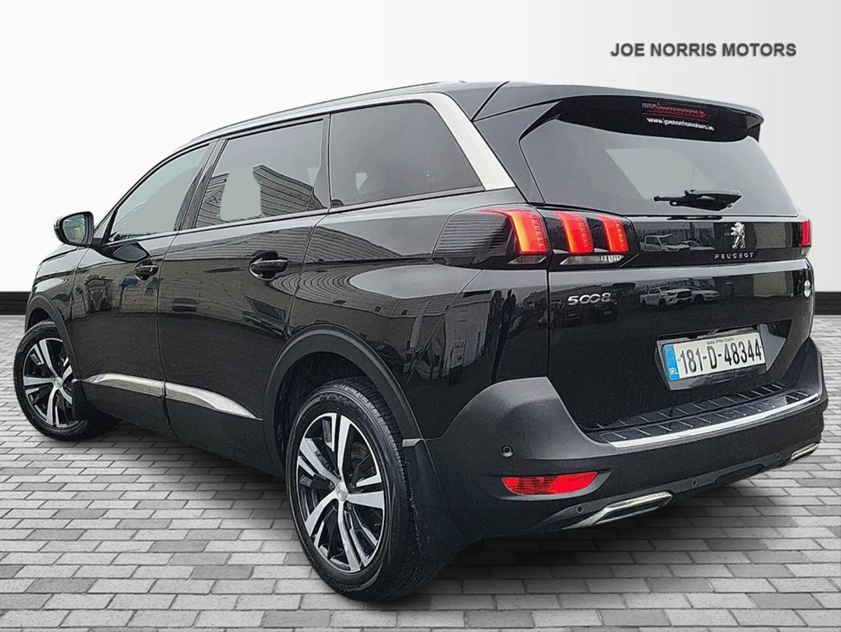 Peugeot 5008 1.6 HDI 120 ALLURE  SPACIOUS SEVEN SE - Image 4