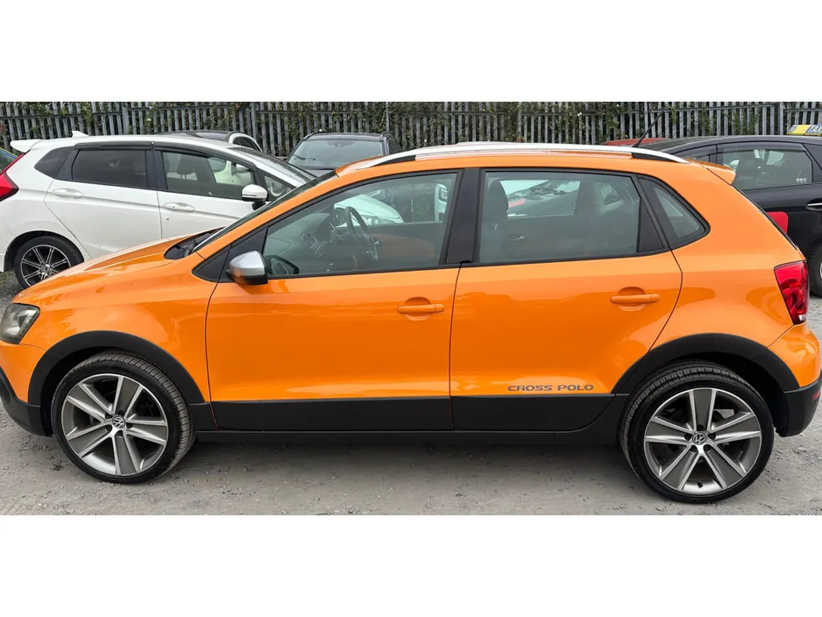 Volkswagen Polo Cross 1.2 Petrol Automatic (1099) - Image 4