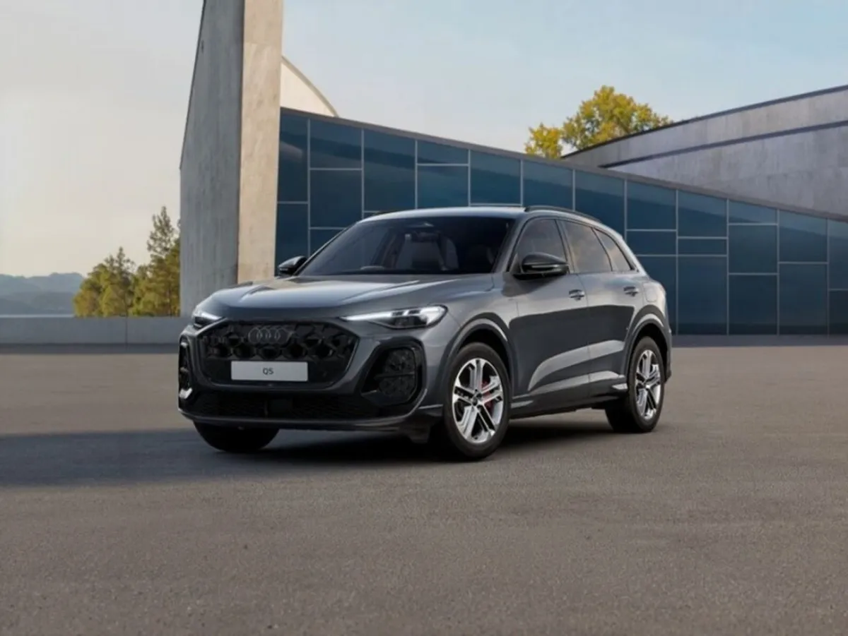 Audi Q5 SUV 2.0TFSI E-HYBRID S-LINE QUATTRO AUTOMA - Image 1