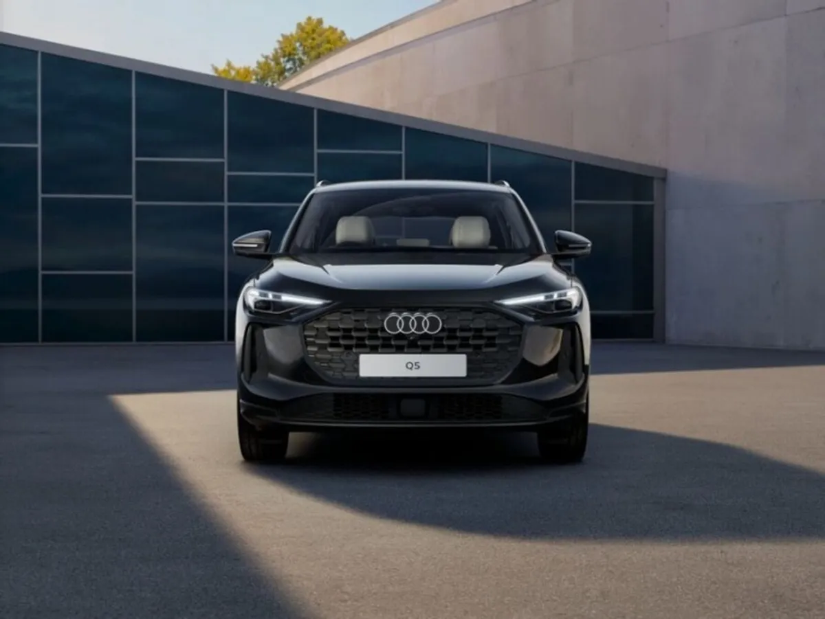 Audi Q5 SUV 2.0TDI 204BHP SE QUATTRO AUTOMATIC - Image 2