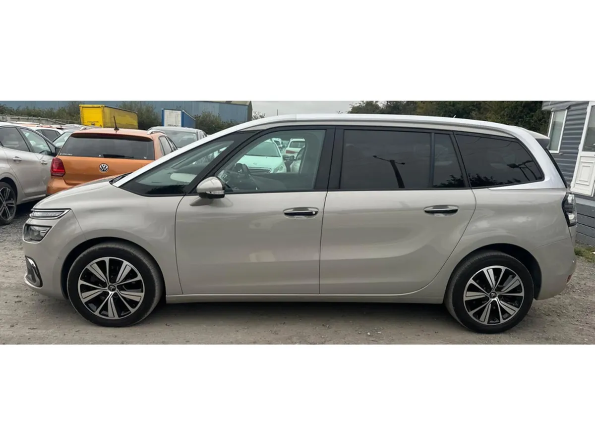 Citroen Grand C4 Picasso Grand Bluehdi 2.0L Diesel - Image 4