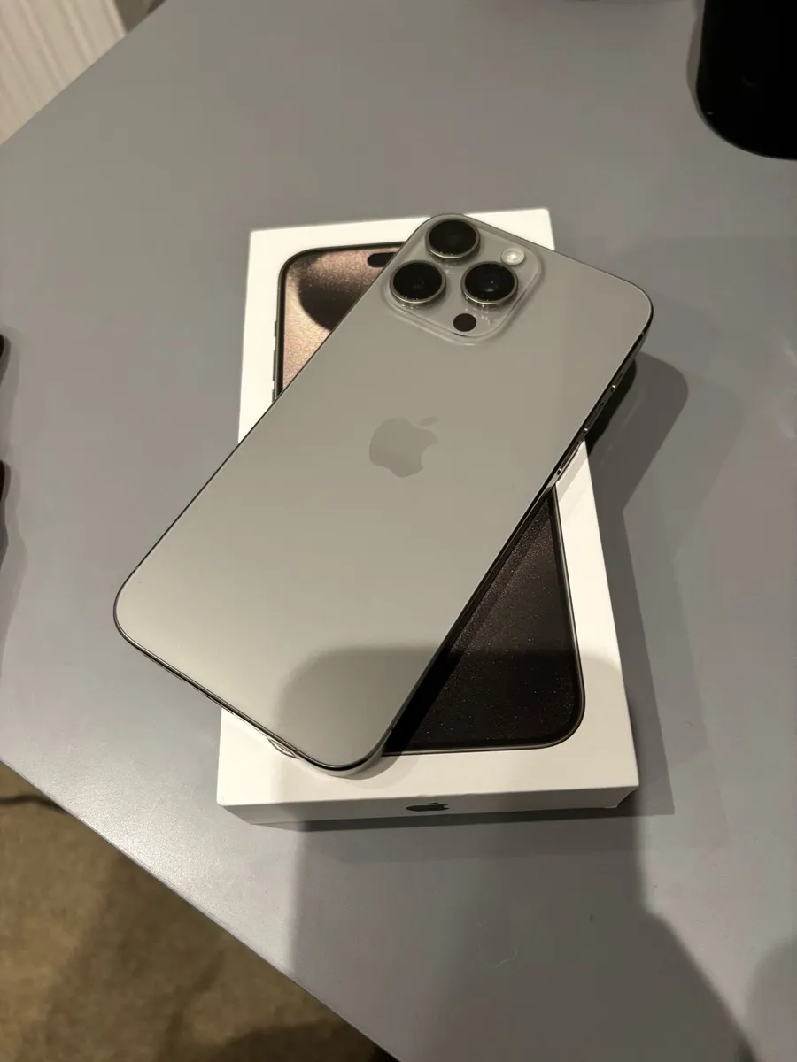 iPhone 15 Pro Max - Image 1