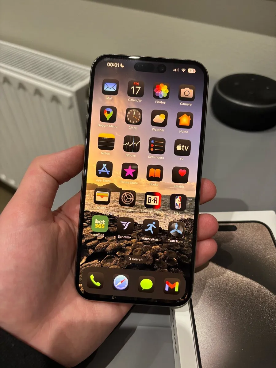 iPhone 15 Pro Max - Image 2