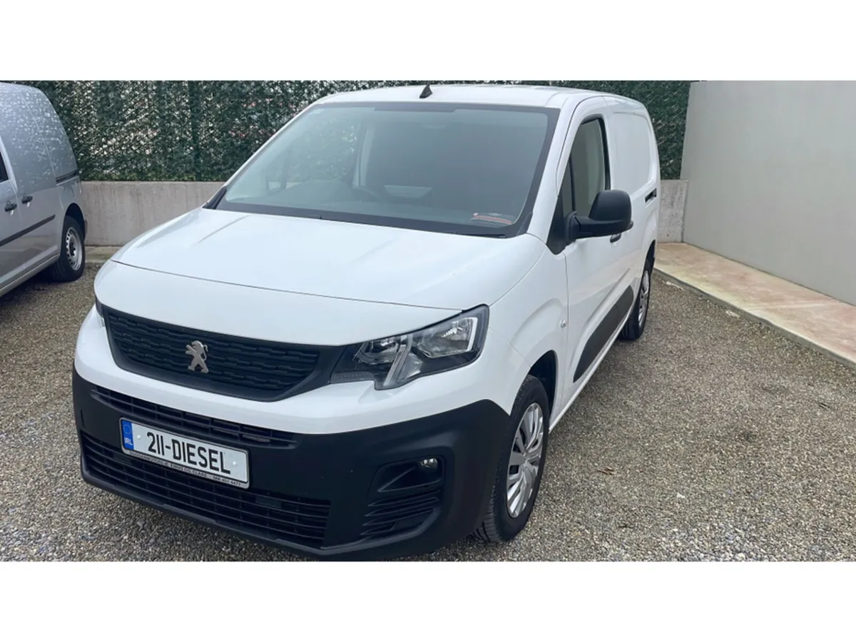 Peugeot Partner PROFESSIONAL L2 B BLUEHDI - Image 2