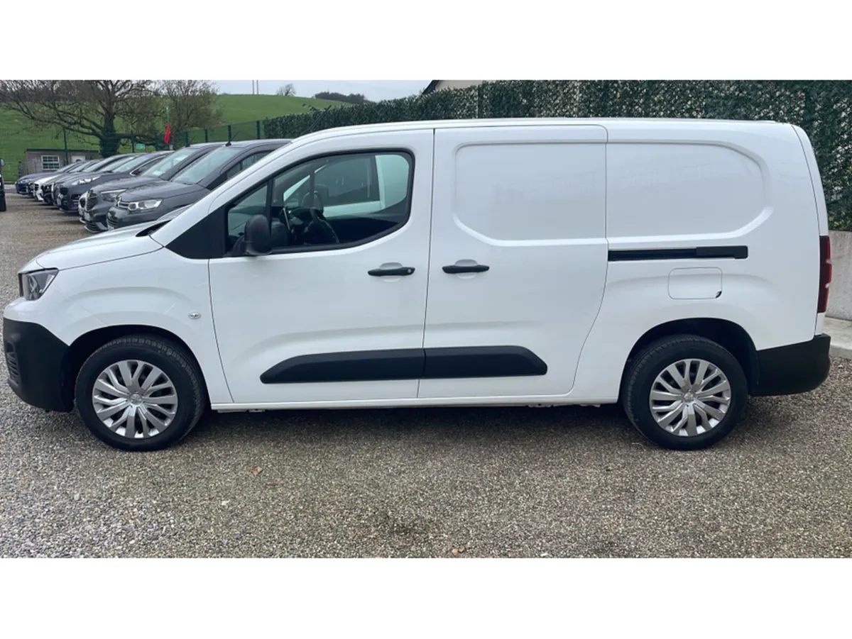 Peugeot Partner PROFESSIONAL L2 B BLUEHDI - Image 3