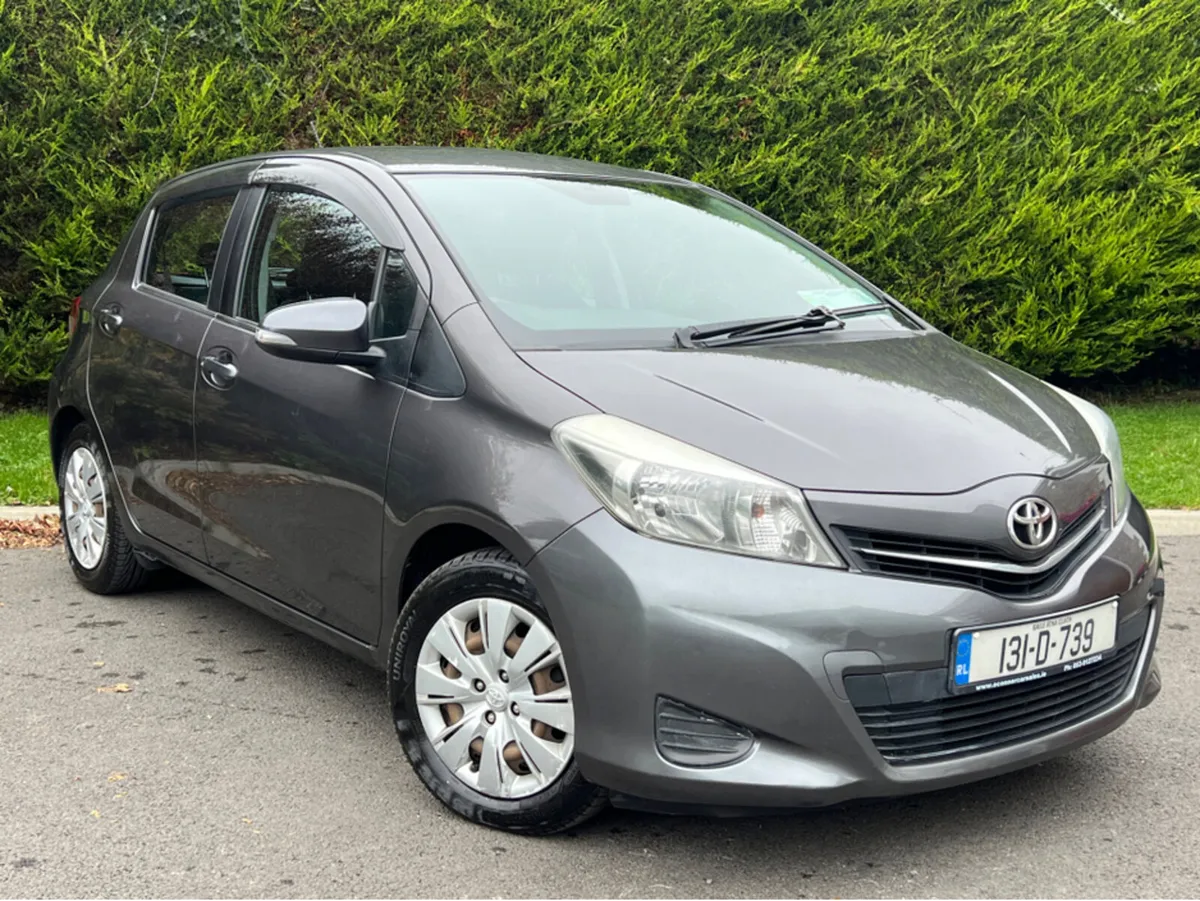 Toyota Yaris 2013 LUNA SPORT 1.0 PETROL MANUAL 5DR - Image 1
