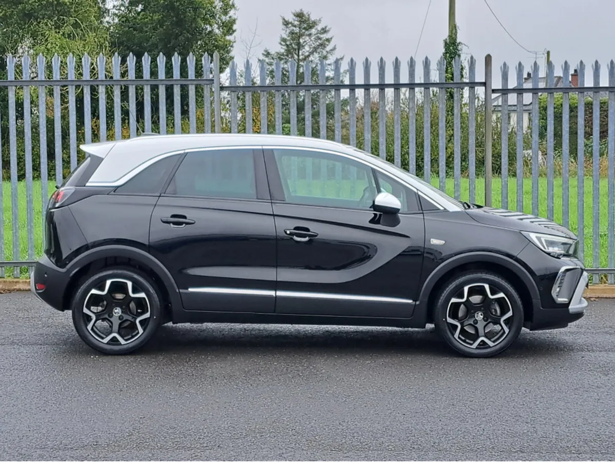 Opel Crossland ULTIMATE 1.5TD 120BHP AUTOMATIC **L - Image 3