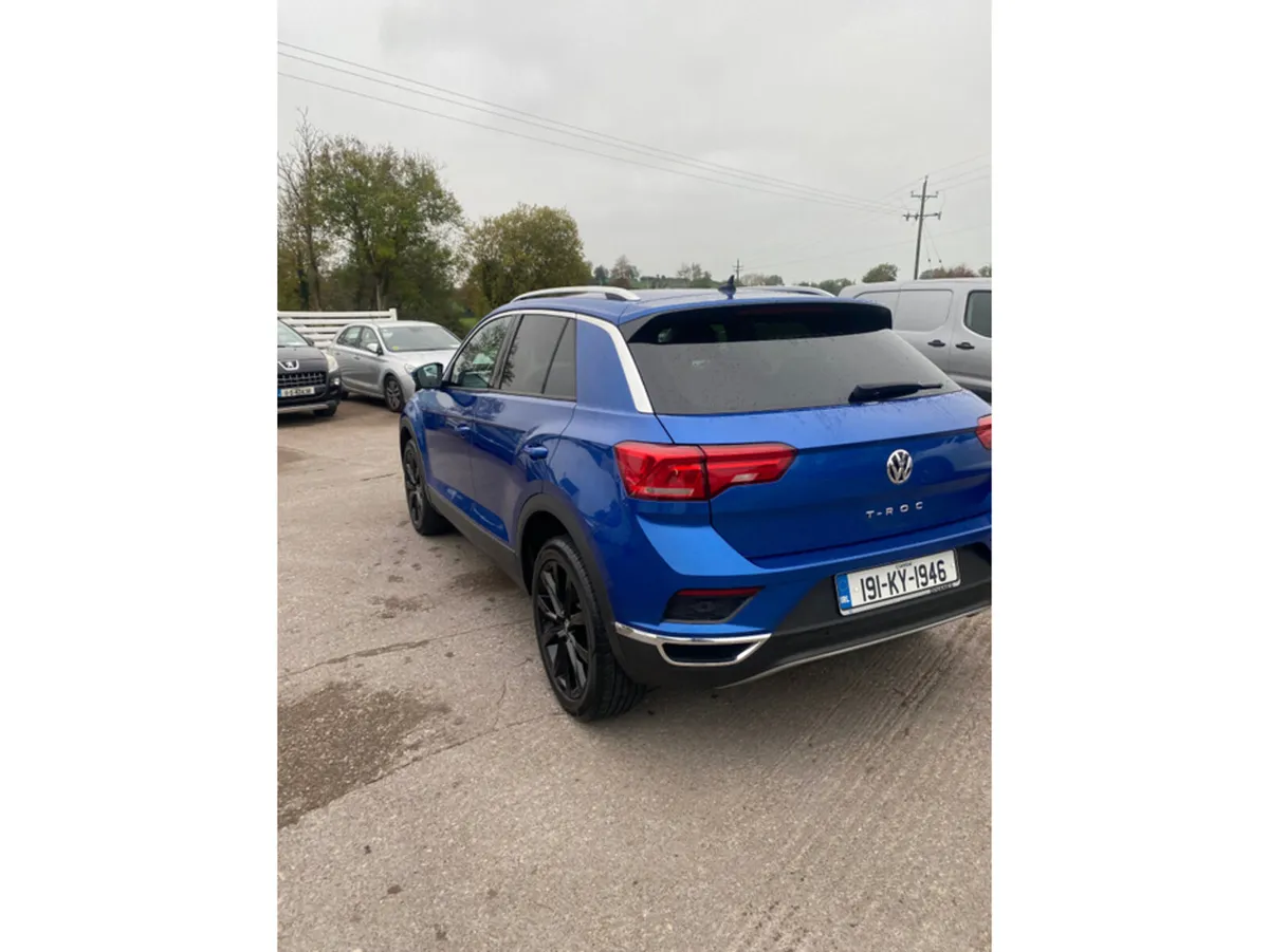 Volkswagen T-Roc DESIGN 2.0 TDI D7F 150HP 5DR AU - Image 2