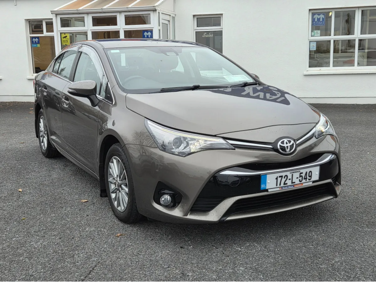 Toyota Avensis 1.6 D AURA 4DR - Image 4