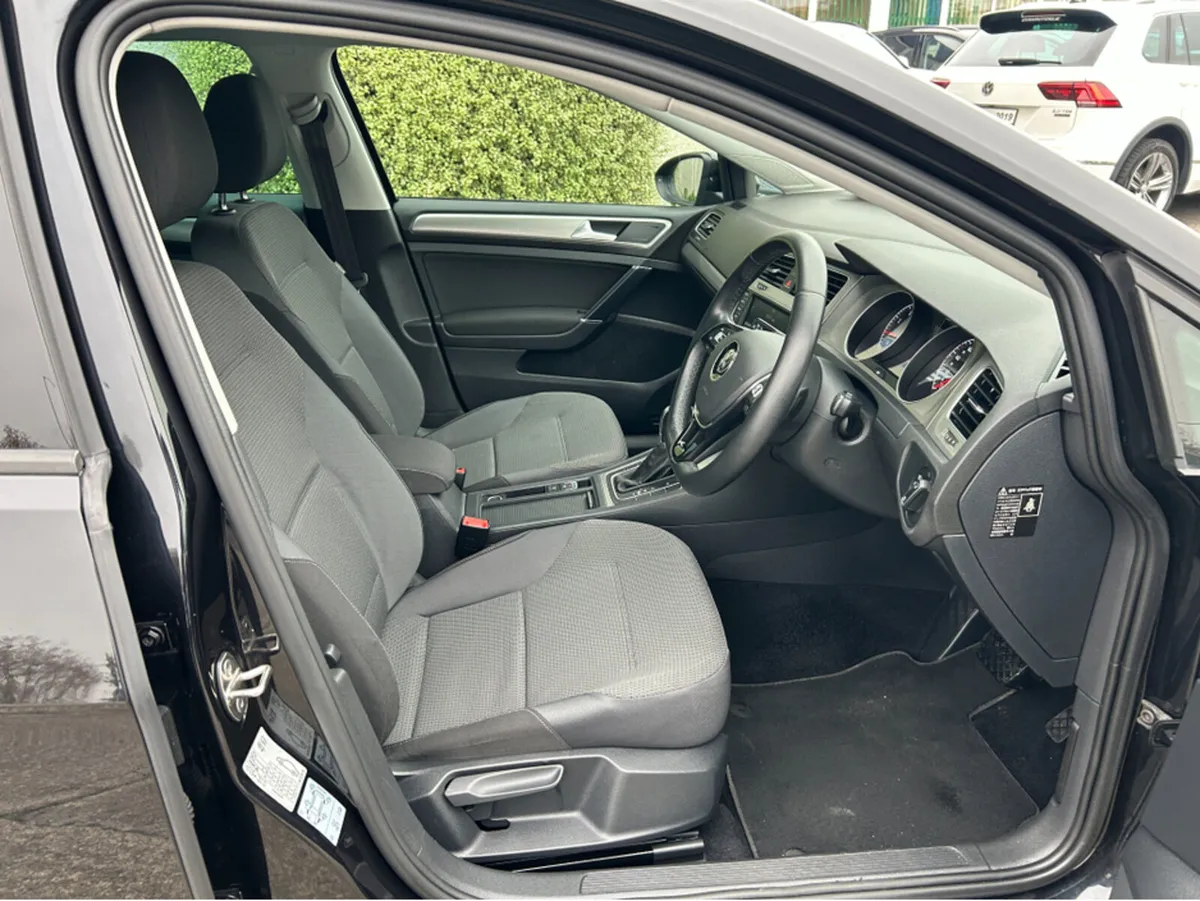 Volkswagen Golf 1.2 PETROL AUTOMATIC 5DR **BLUETOO - Image 4