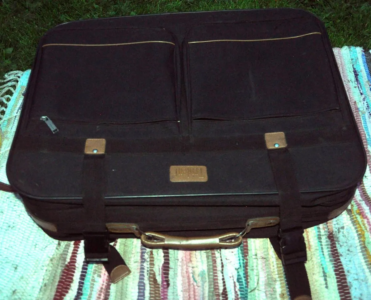 Suitcase - Image 4