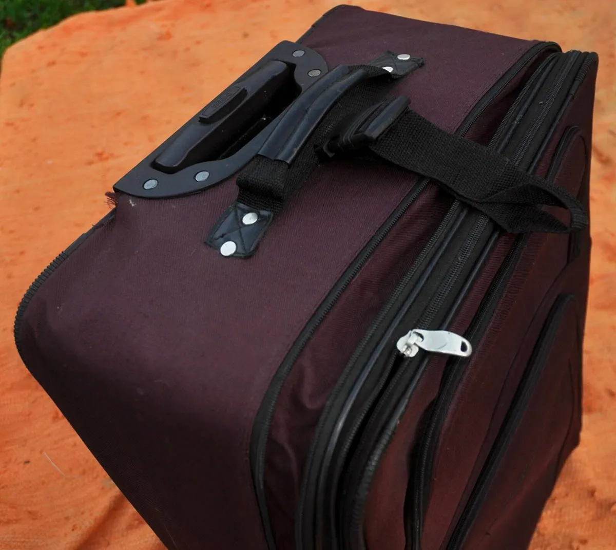 Suitcase - Image 2
