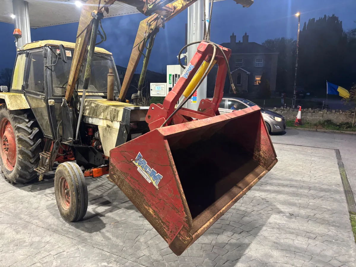 mcm 7ft6 power box - Image 2