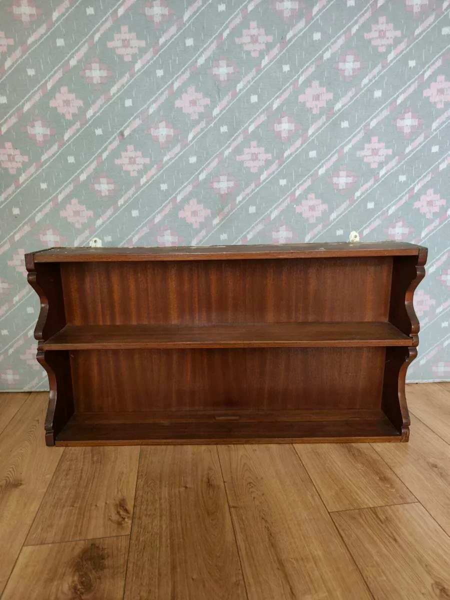 Hanging shelf - Image 1