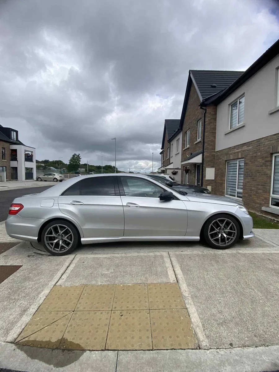 MERCEDES E250 NCT TAX - Image 3