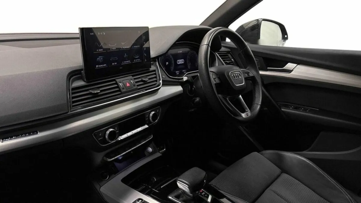 2.0 TDI 40 S line SUV 5dr Diesel S Tronic quattro - Image 4