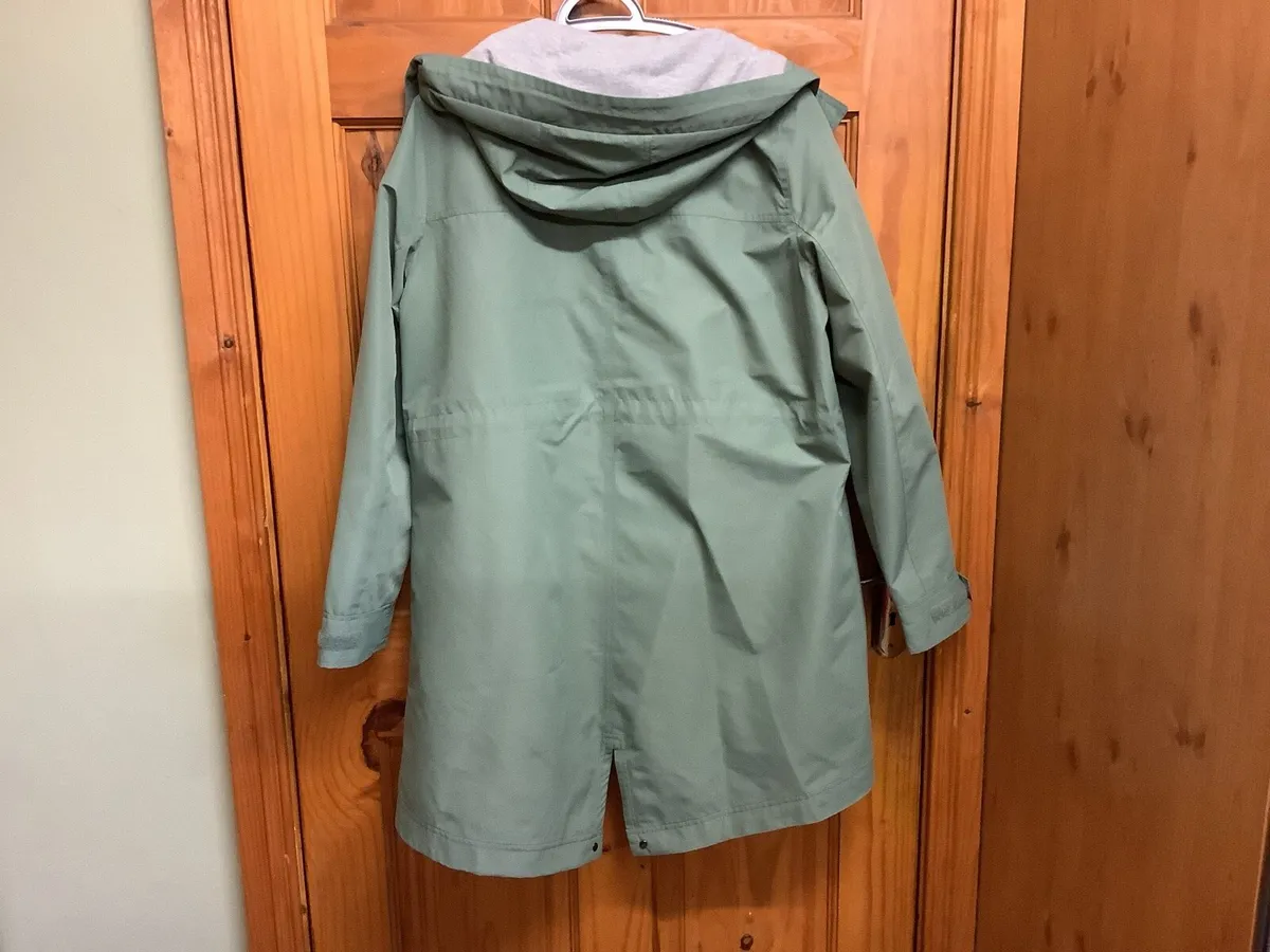 Jacket size 16 - Image 2