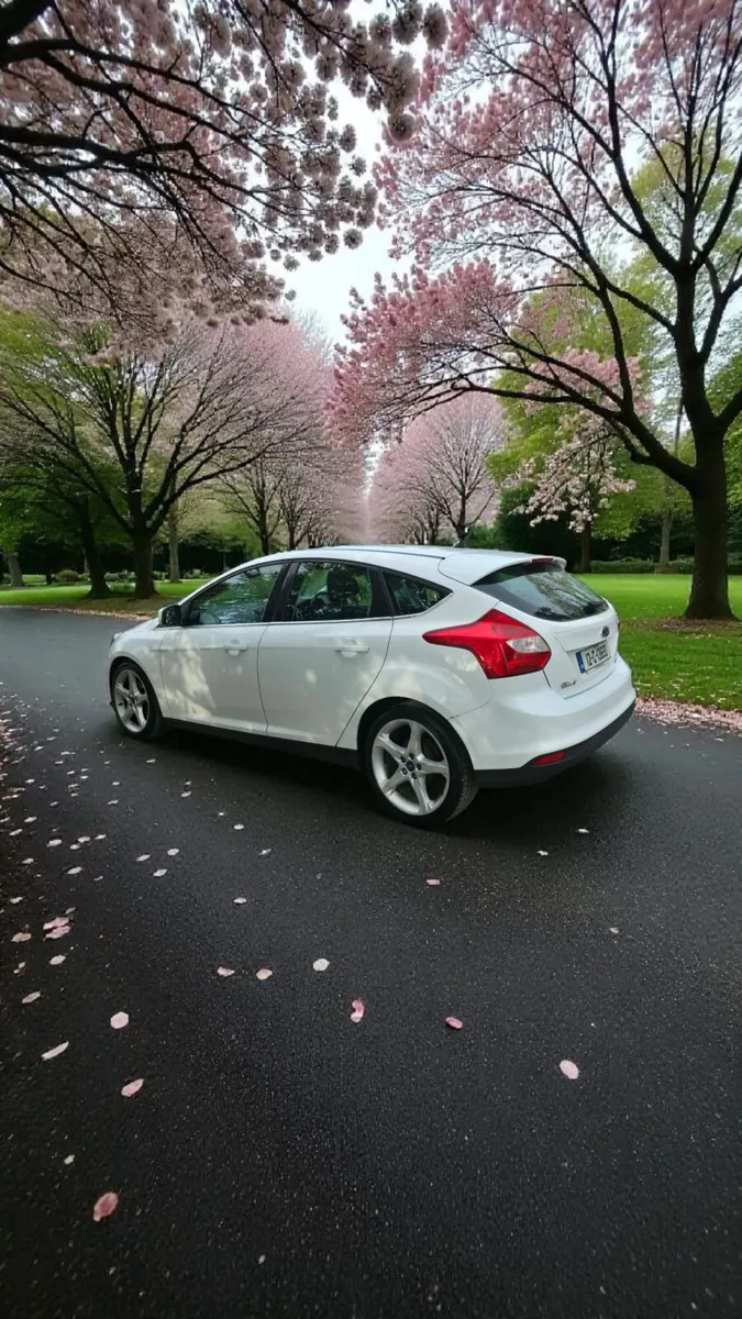 2012 Ford Focus Titanium 1.6 Diesel - Image 2