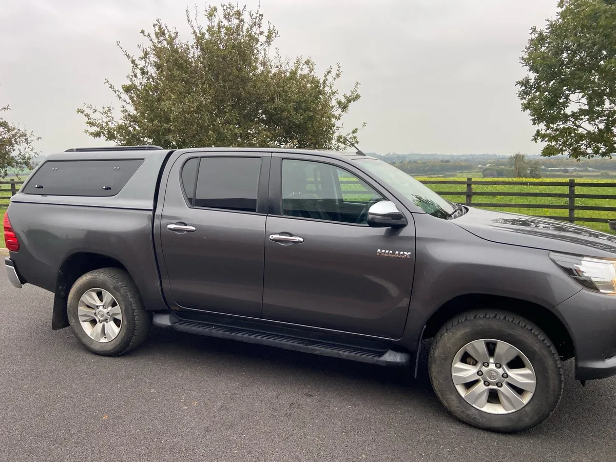 Toyota Hilux 2018 - Image 1