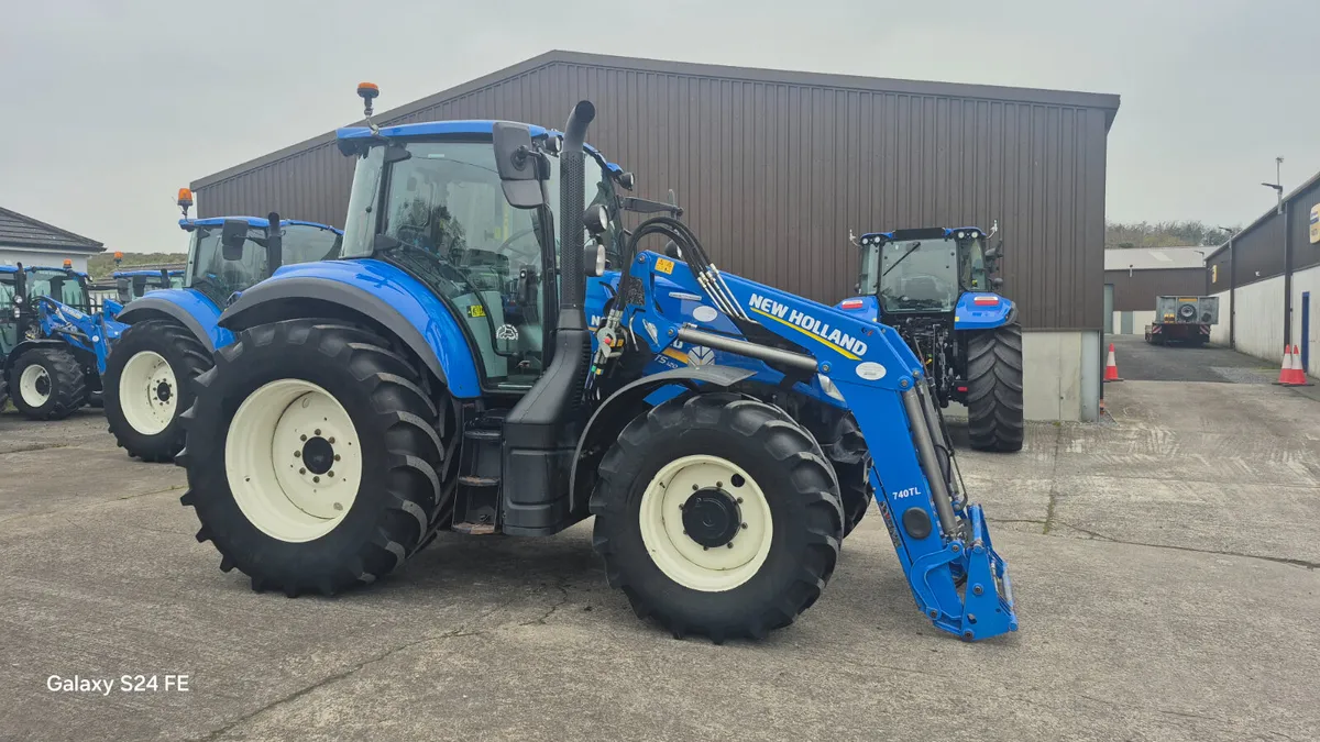New Holland T5.120 - Image 2