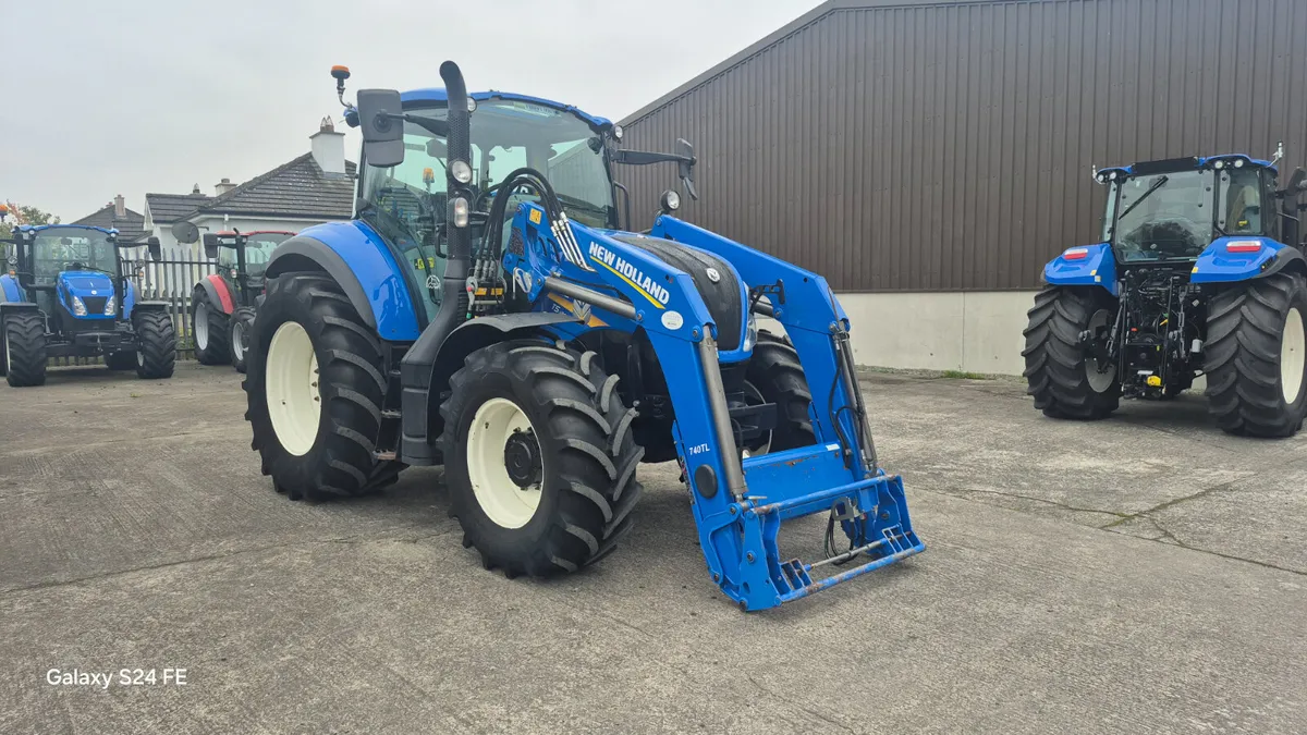 New Holland T5.120 - Image 4