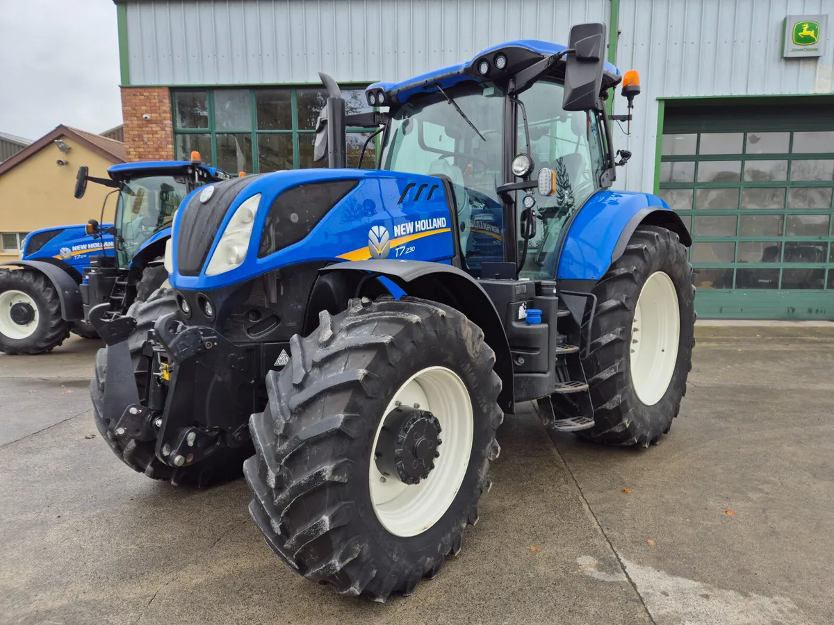 New Holland T7.230 2021 - Image 1