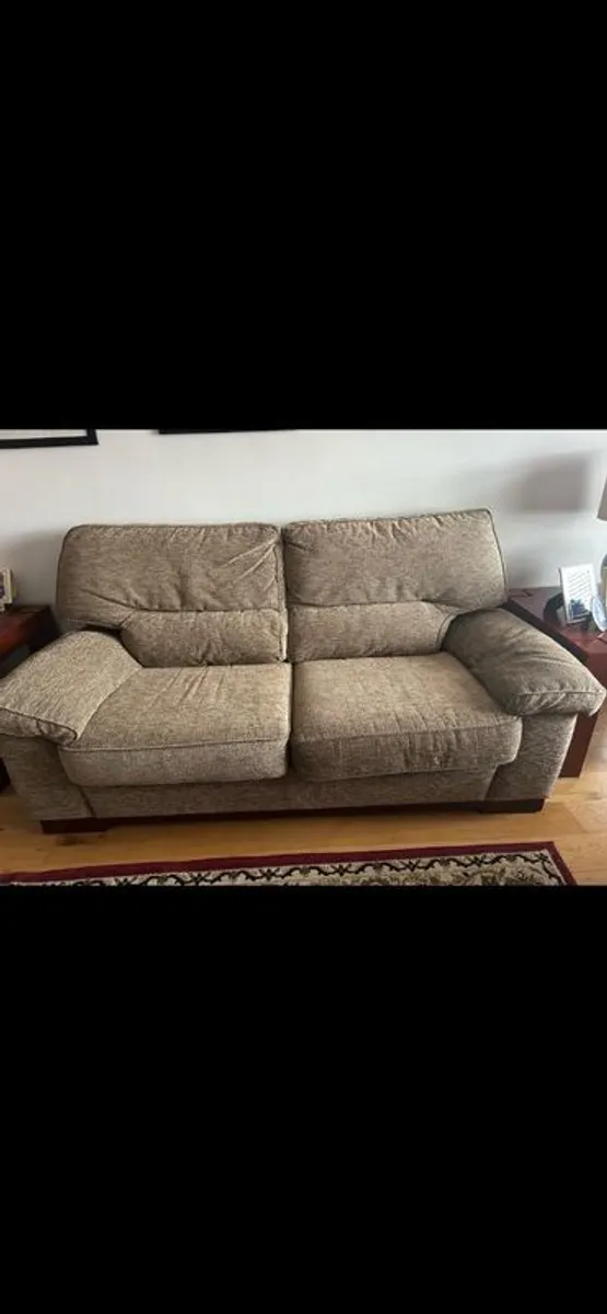 3 Piece Suite Mint condition - Image 3