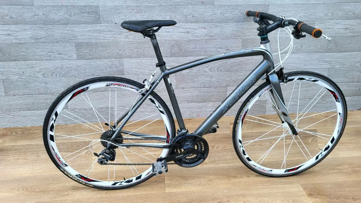 Specialized Flat handlebar racer - Image 1