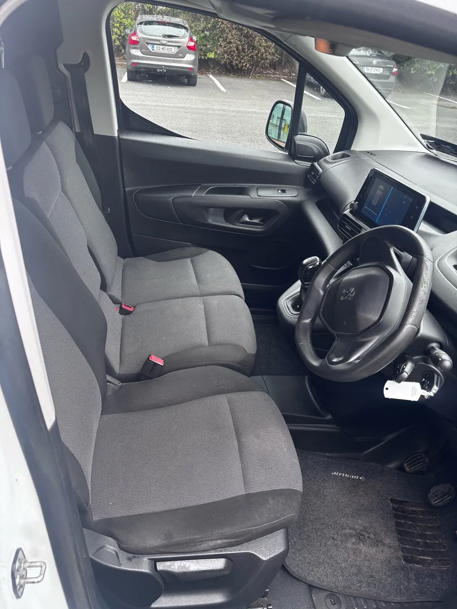 2020 Peugeot Partner Professional - Image 2