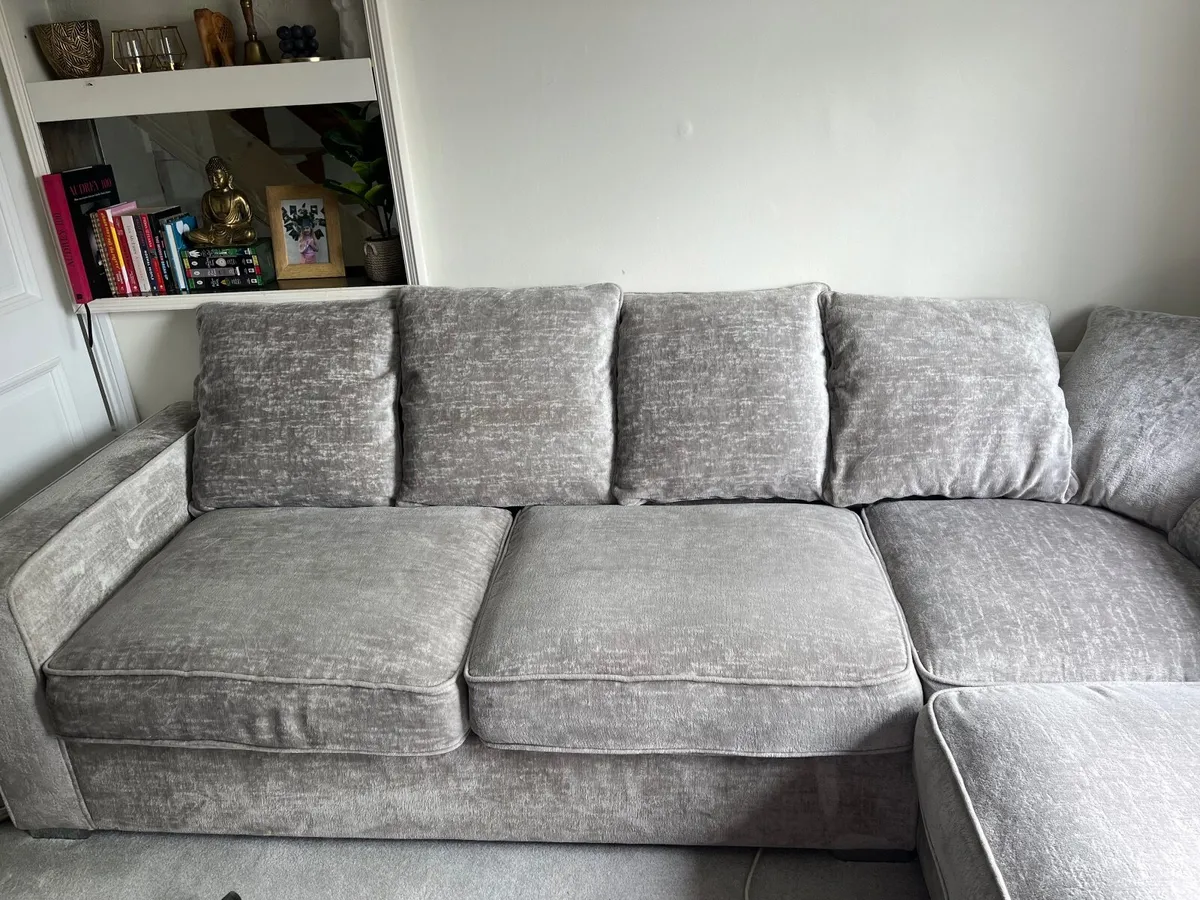 Sofa - Image 4