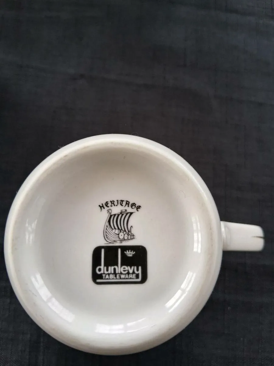 6 Fine Bone China Dunlevy Teacups - Image 3