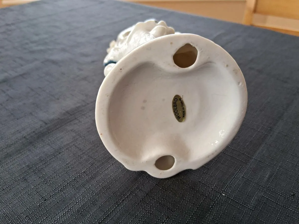 Porcelain Ornament - Image 3