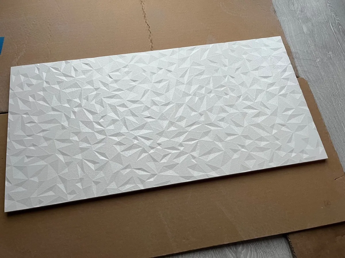 Iris White Diamond Tiles - Image 1