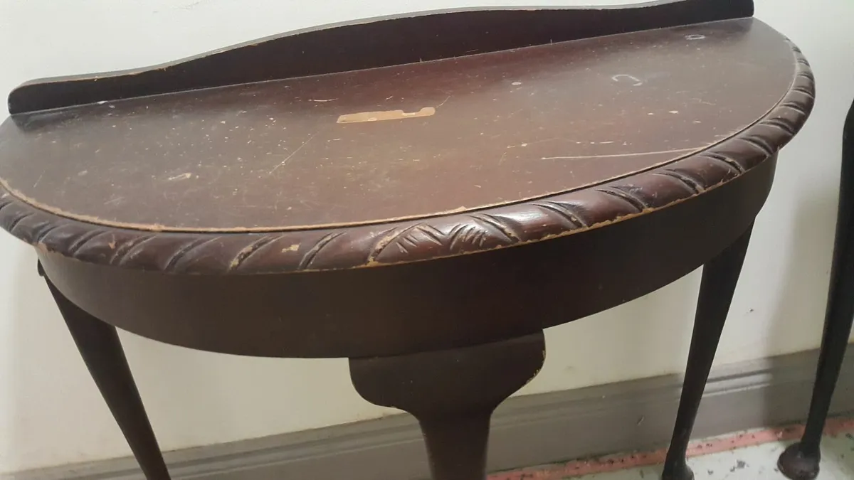 Hall table - Image 1