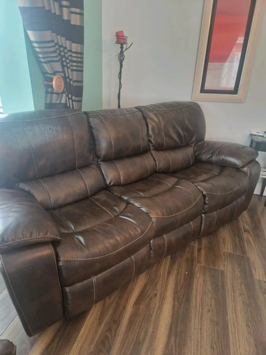 2 and 3 seater reclining sofas - Image 4
