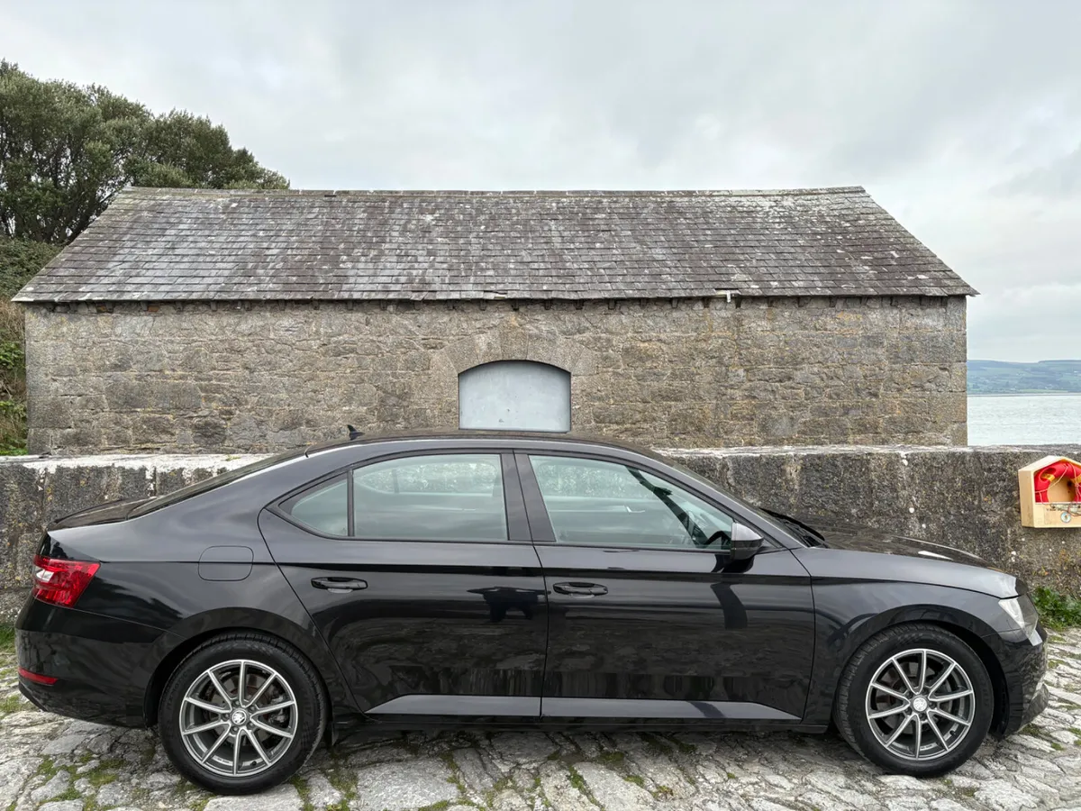 2017 Skoda Superb 1.6 TDI - Image 3