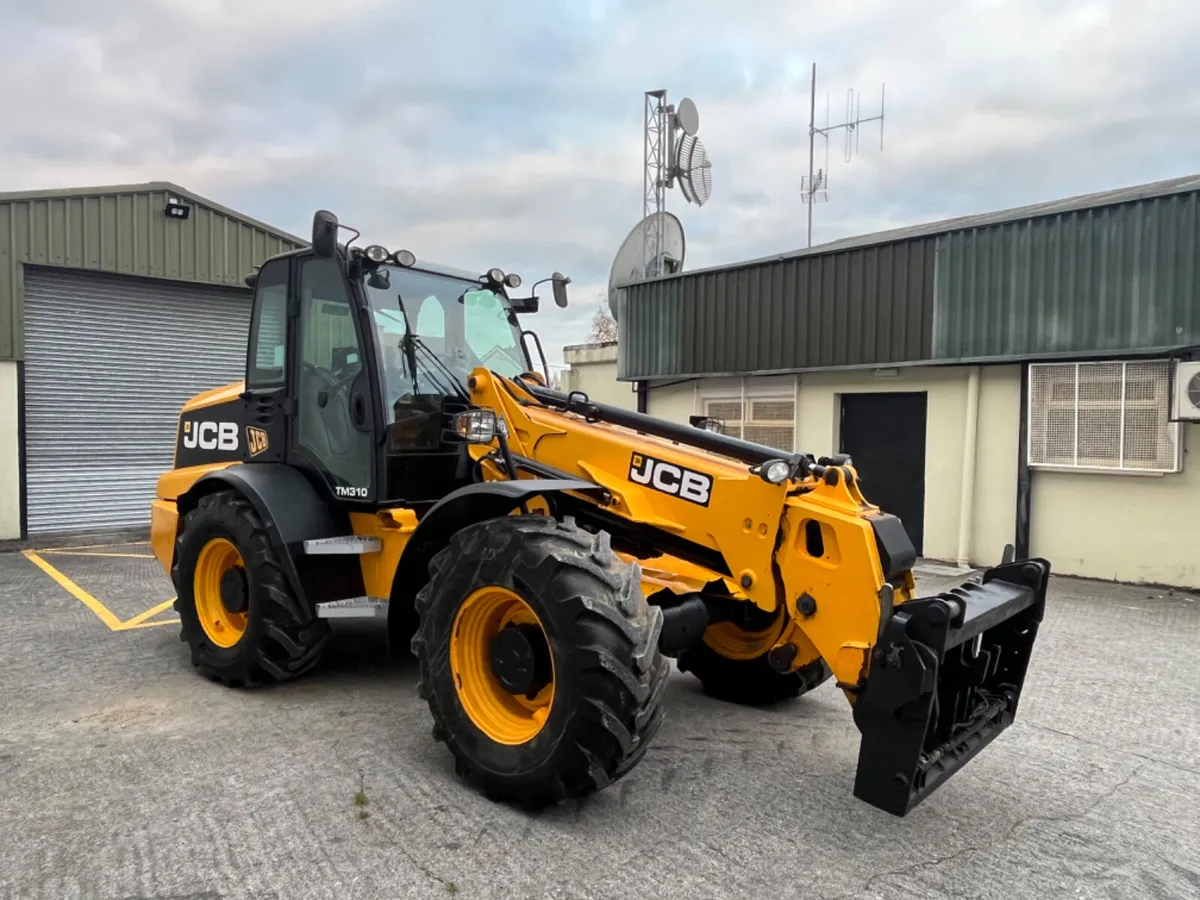 Jcb 310 loader - Image 1