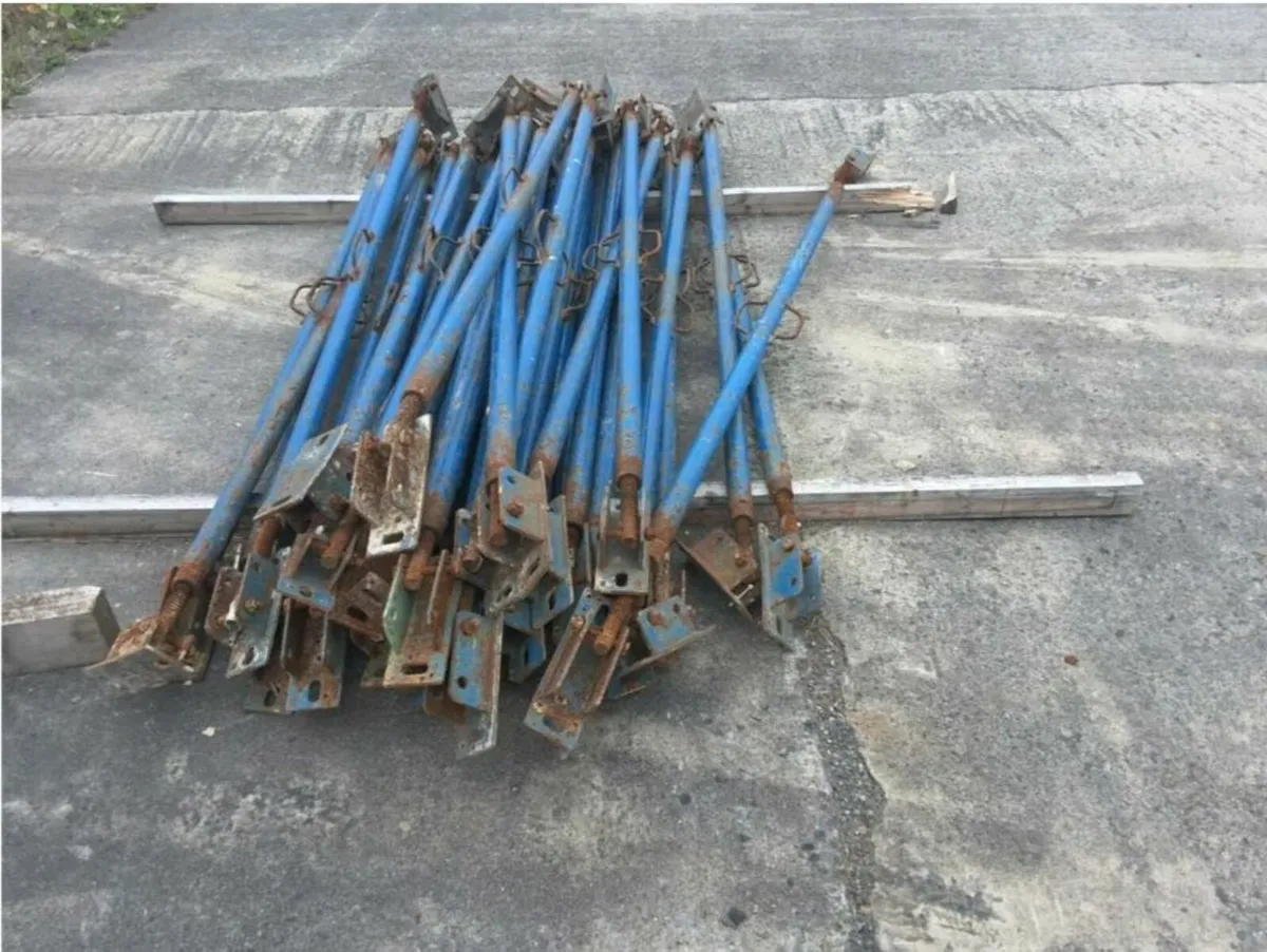 Push pull props - Image 1