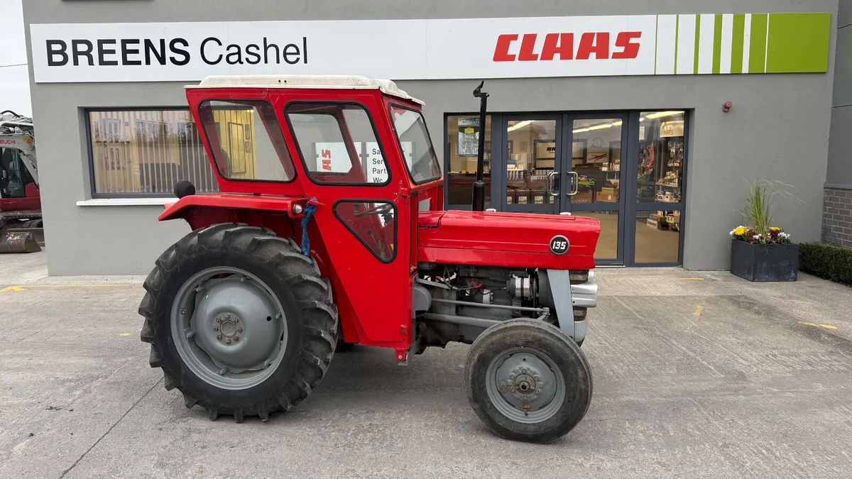 Massey Ferguson 135 - Image 1