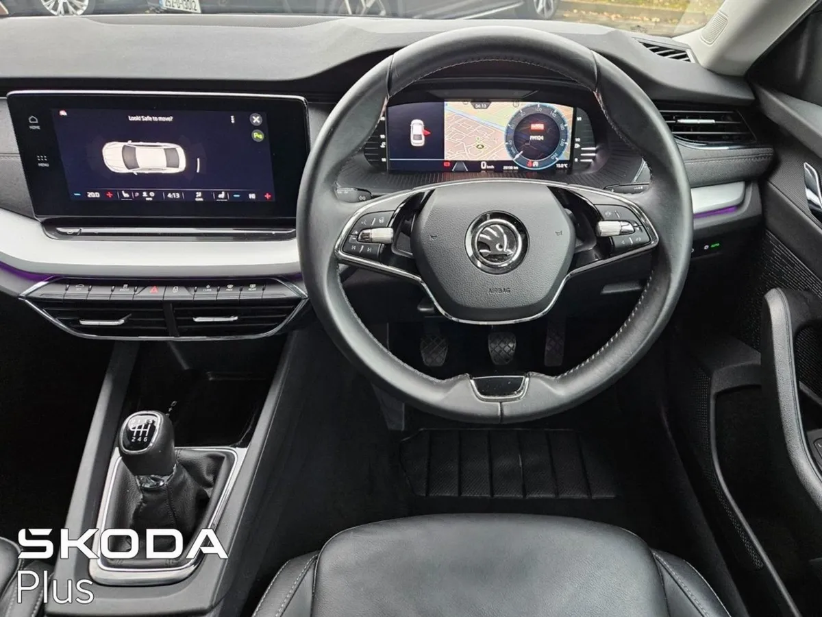 Skoda Octavia (30) Edition 30 2.0tdi 115HP - Image 2