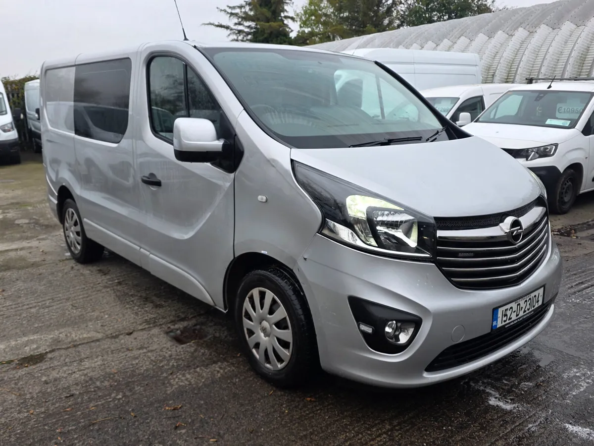 OPEL VIVARO "84,000KMS" 2015 - Image 1