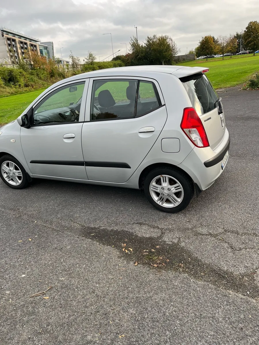 Hyundai I20 hatchbac 2010 - Image 2